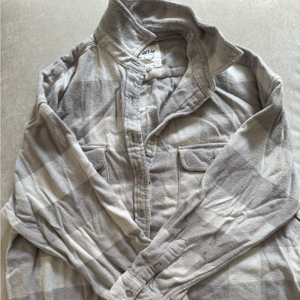 Aerie Gray Plaid Button-Up Shirt